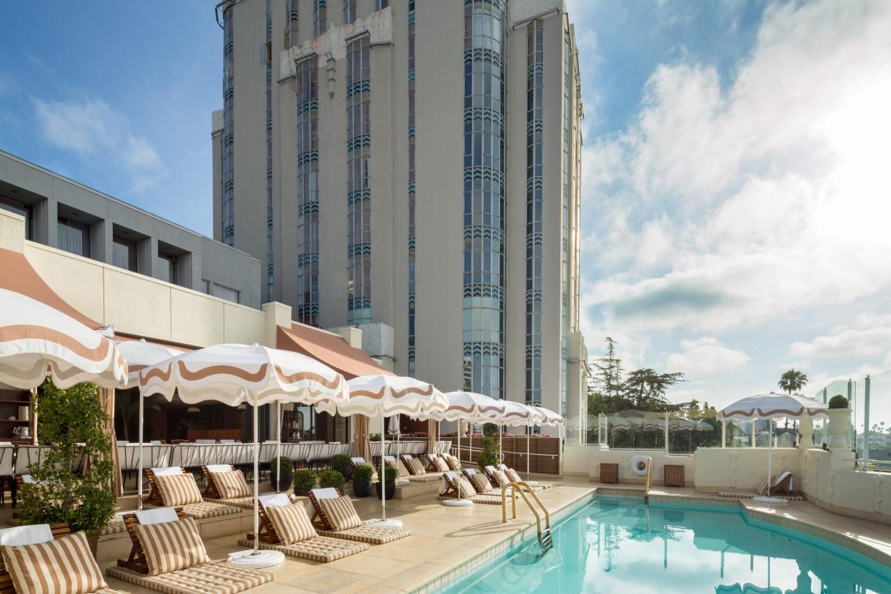 Los angeles california hotels near universal studios